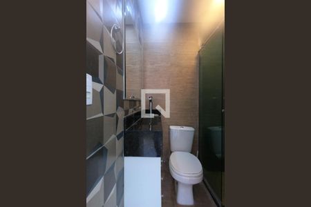 Banheiro da Suíte de apartamento para alugar com 1 quarto, 65m² em Jardim Ampliação, São Paulo