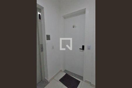 Apartamento para alugar com 114m², 3 quartos e 2 vagasHall social