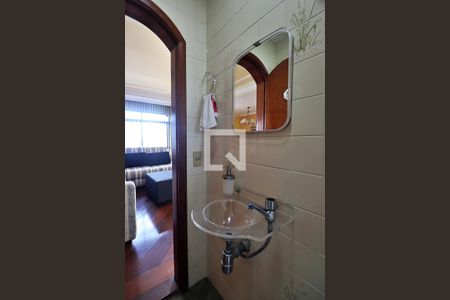 Banheiro de apartamento à venda com 4 quartos, 137m² em Parque das Nações, Santo André