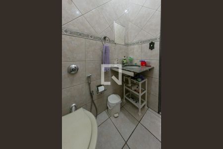 Casa à venda com 105m², 3 quartos e 2 vagasBanheiro Social