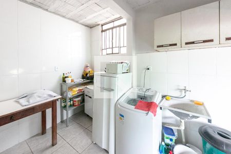 Casa à venda com 105m², 3 quartos e 2 vagasÁrea de Serviço