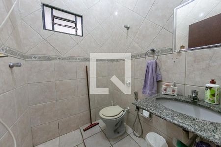 Casa à venda com 105m², 3 quartos e 2 vagasBanheiro Social