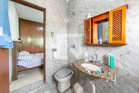 Casa à venda com 105m², 3 quartos e 2 vagasBanheiro da Suíte