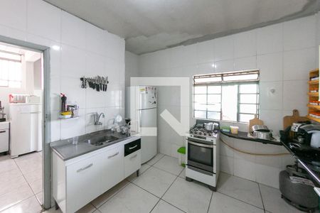 Casa à venda com 105m², 3 quartos e 2 vagasCozinha