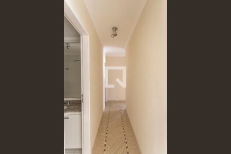 Corredor de apartamento para alugar com 4 quartos, 105m² em Vila Pompéia, São Paulo