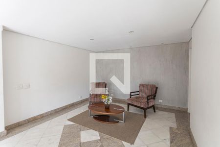 Apartamento para alugar com 105m², 4 quartos e 2 vagas Apartamento para alugar com 105m², 4 quartos e 2 vagasHall social