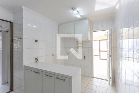 Apartamento para alugar com 105m², 4 quartos e 2 vagas Apartamento para alugar com 105m², 4 quartos e 2 vagasCozinha