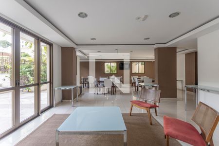 Apartamento para alugar com 105m², 4 quartos e 2 vagas Apartamento para alugar com 105m², 4 quartos e 2 vagasÁrea comum - Salão de festas