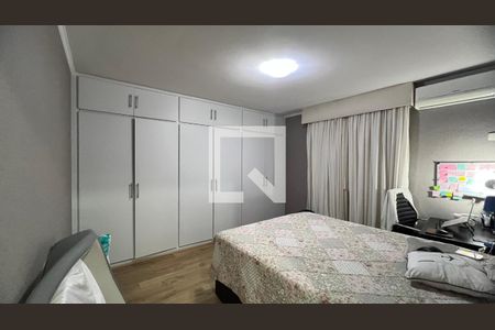 Apartamento à venda com 156m², 3 quartos e 1 vagaSuite