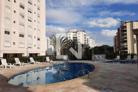 Apartamento à venda com 138m², 3 quartos e 3 vagasÁrea comum - Piscina
