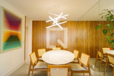 Sala de casa de condomínio à venda com 5 quartos, 400m² em Barra da Tijuca, Rio de Janeiro