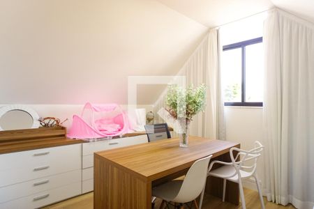 Casa de condomínio à venda com 400m², 5 quartos e 3 vagasSuíte 4