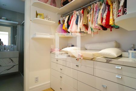 Casa de condomínio à venda com 400m², 5 quartos e 3 vagasCloset da Suíte 3