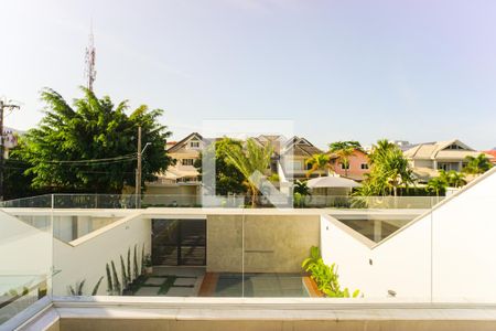 Casa de condomínio à venda com 400m², 5 quartos e 3 vagasVaranda da Suíte 1