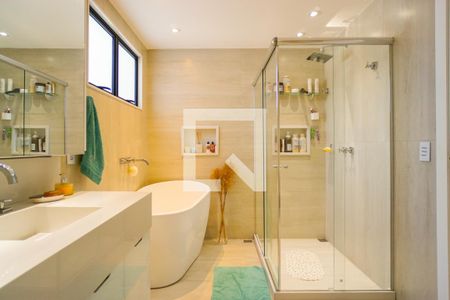 Casa de condomínio à venda com 400m², 5 quartos e 3 vagasBanheiro da Suíte 1