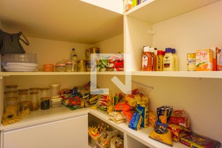 Casa de condomínio à venda com 400m², 5 quartos e 3 vagasCozinha/Dispensa