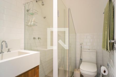 Casa de condomínio à venda com 400m², 5 quartos e 3 vagasBanheiro da Suíte 4