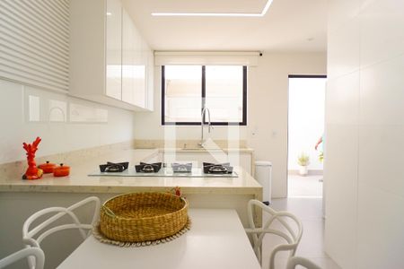 Casa de condomínio à venda com 400m², 5 quartos e 3 vagasCozinha