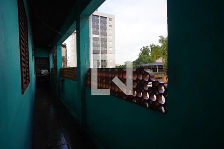 Sala - Vista de casa à venda com 6 quartos, 300m² em Bom Jesus, Porto Alegre