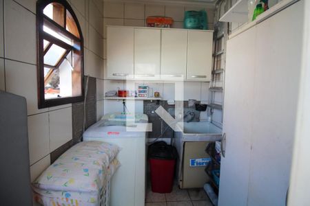 Casa à venda com 144m², 3 quartos e 3 vagasLavanderia