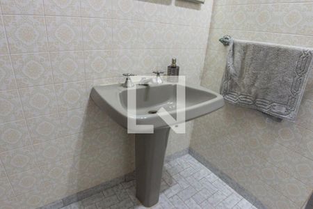 Casa à venda com 1093m², 7 quartos e 8 vagasBanheiro 2