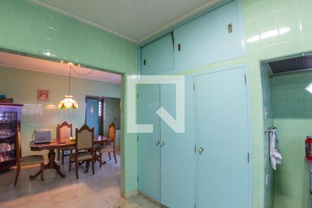 Casa à venda com 1093m², 7 quartos e 8 vagasCozinha 2