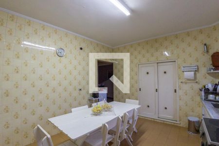 Casa à venda com 1093m², 7 quartos e 8 vagasCozinha 1