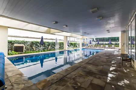 Apartamento à venda com 65m², 2 quartos e 1 vagaPiscina