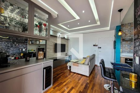 Sala de Estar de apartamento para alugar com 2 quartos, 65m² em Vila Firmiano Pinto, São Paulo