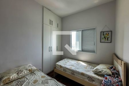 Quarto 1 de apartamento para alugar com 2 quartos, 65m² em Vila Firmiano Pinto, São Paulo