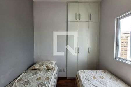 Quarto 1 de apartamento para alugar com 2 quartos, 65m² em Vila Firmiano Pinto, São Paulo