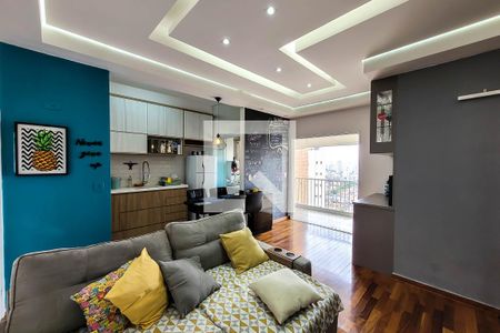 Sala de Estar de apartamento para alugar com 2 quartos, 65m² em Vila Firmiano Pinto, São Paulo