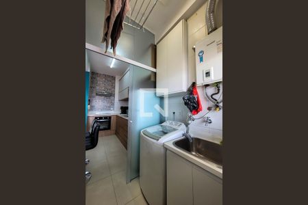 Apartamento à venda com 65m², 2 quartos e 1 vagaÁrea de Serviço