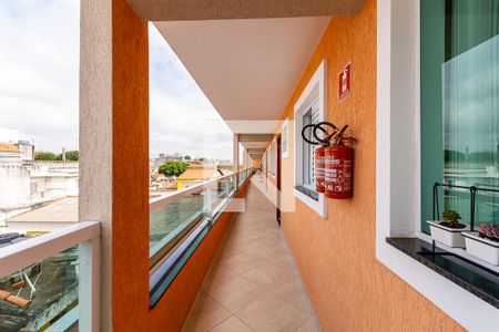 Apartamento para alugar com 45m², 2 quartos e 1 vagaCorredor de acesso 