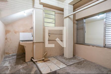 Casa para alugar com 61m², 2 quartos e sem vagaArea de serviço