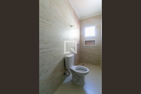 Casa de condomínio à venda com 70m², 3 quartos e 2 vagasBanheiro da Suíte