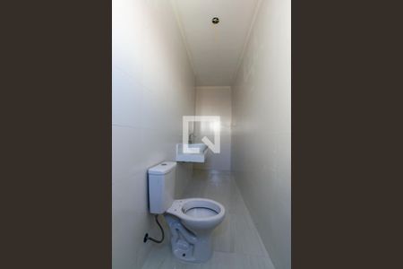 Casa de condomínio à venda com 70m², 3 quartos e 2 vagasBanheiro