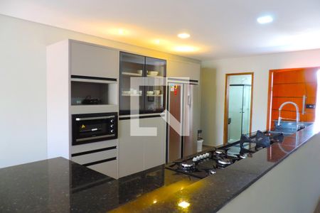 Casa para alugar com 310m², 3 quartos e 2 vagasCozinha