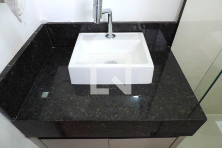 Casa para alugar com 310m², 3 quartos e 2 vagasBanheiro 2