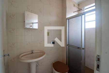 Banheiro de kitnet/studio à venda com 1 quarto, 42m² em Coronel Aparicio Borges, Porto Alegre