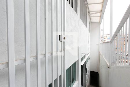 Casa à venda com 335m², 5 quartos e 2 vagasEntrada