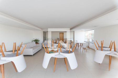 Apartamento para alugar com 64m², 2 quartos e 1 vagaÁrea comum - Salão de festas