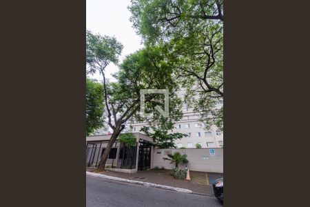 Apartamento para alugar com 64m², 3 quartos e 1 vaga Apartamento para alugar com 64m², 3 quartos e 1 vagaFachada