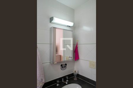 Apartamento à venda com 85m², 3 quartos e 2 vagas Apartamento à venda com 85m², 3 quartos e 2 vagasBanheiro quarto 1