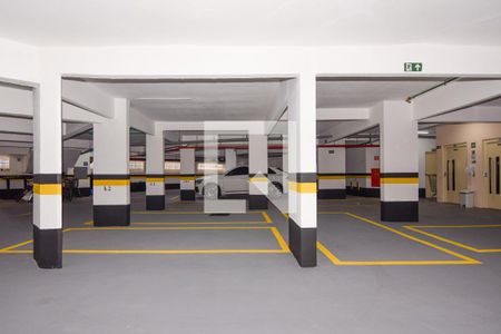 Apartamento para alugar com 136m², 3 quartos e 1 vaga Apartamento para alugar com 136m², 3 quartos e 1 vagaGaragem