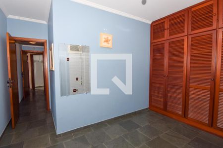 Apartamento para alugar com 136m², 3 quartos e 1 vaga Apartamento para alugar com 136m², 3 quartos e 1 vagaQuarto 2