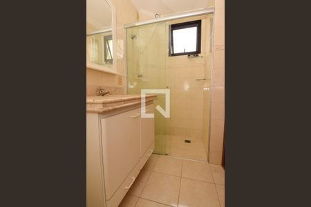 Apartamento para alugar com 136m², 3 quartos e 1 vaga Apartamento para alugar com 136m², 3 quartos e 1 vagaBanheiro da Suíte