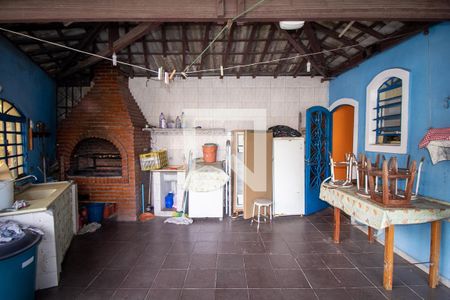 Casa para alugar com 150m², 3 quartos e 1 vagaÁrea de Serviço