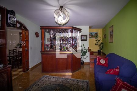 Sala de casa para alugar com 3 quartos, 150m² em Jardim Santa Adelia, São Paulo