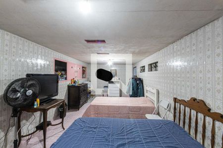 Casa à venda com 300m², 2 quartos e sem vaga Casa à venda com 300m², 2 quartos e sem vagaQuarto de Serviço